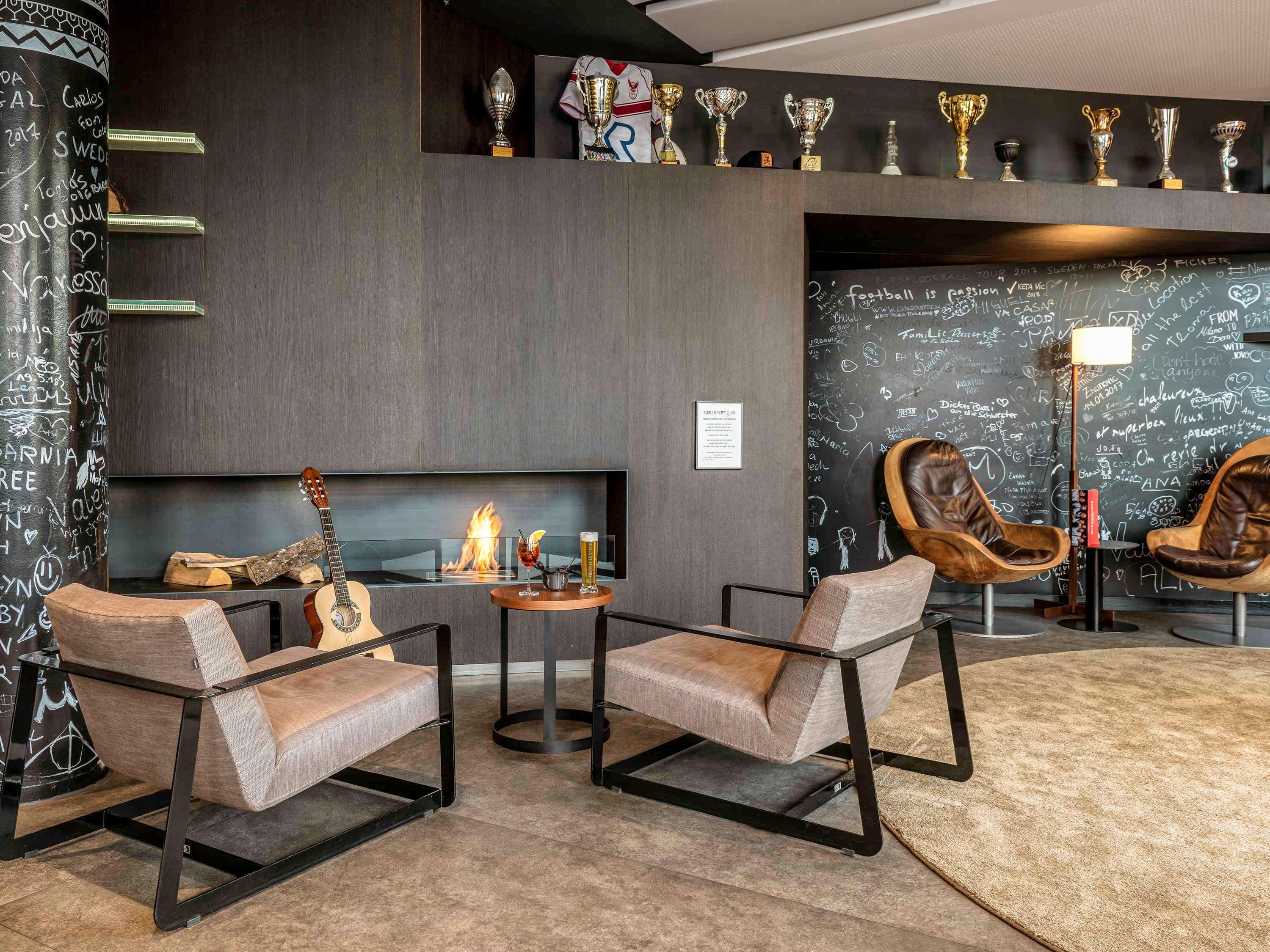 Hotel Novotel Expo 4*