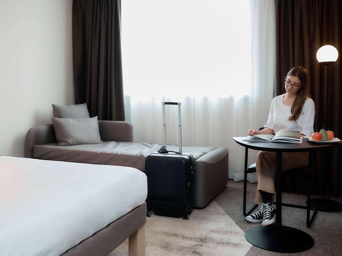 Novotel Expo 4*