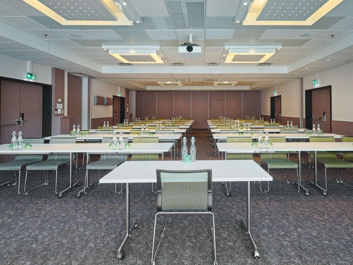 Novotel Expo 4*