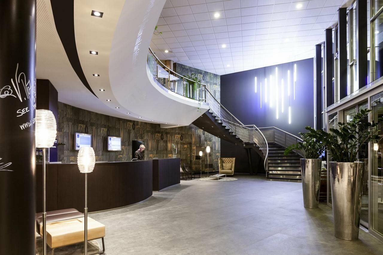 Novotel Expo 4*